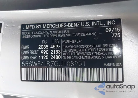 2016 Mercedes-Benz C 300 Sport z USA, uszkodzony, nr VIN 55SWF4JB7GU108951